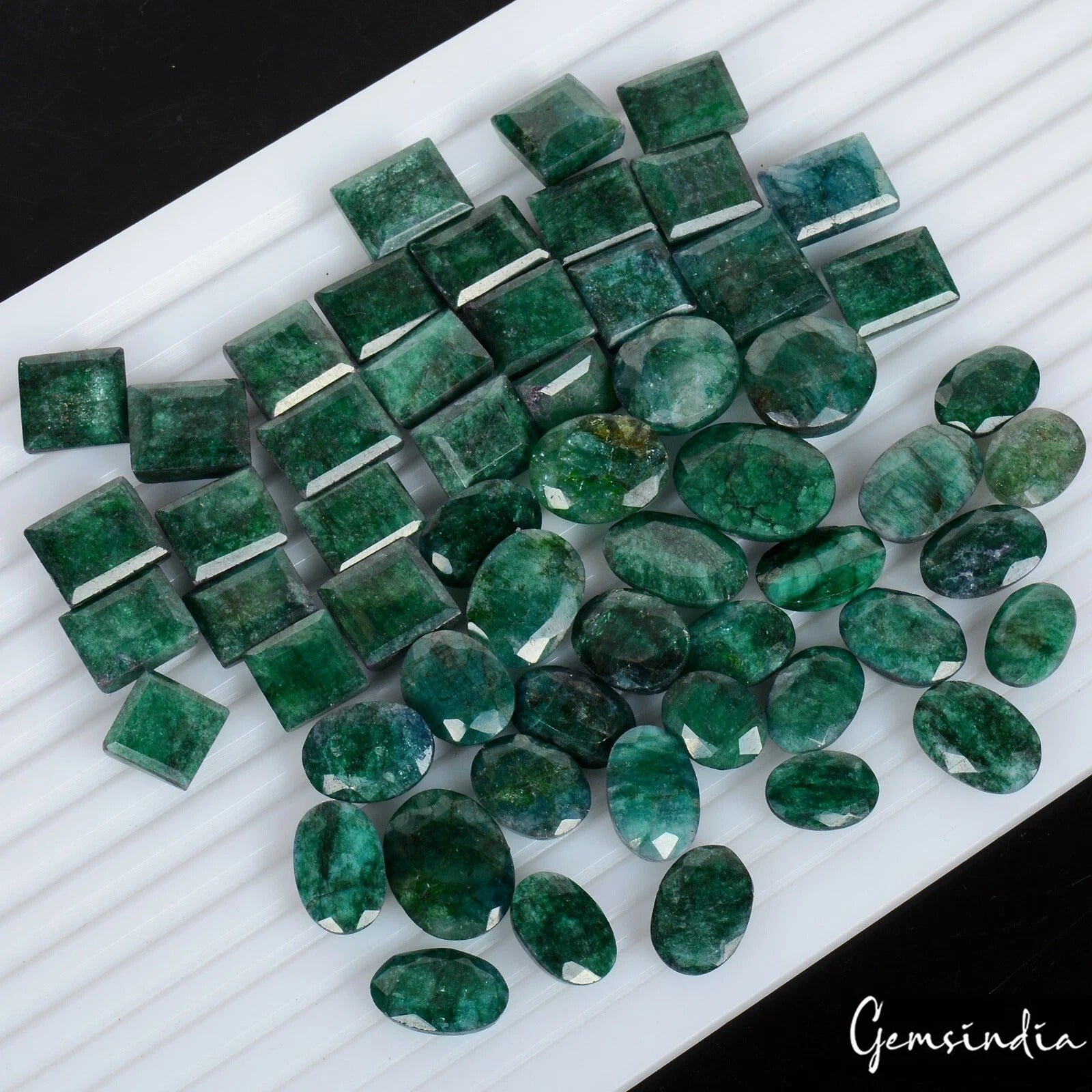 550 Cts/57 Pcs Natural Brazilian Bottle Green Emerald Mixed Cut Gems For Jewelry