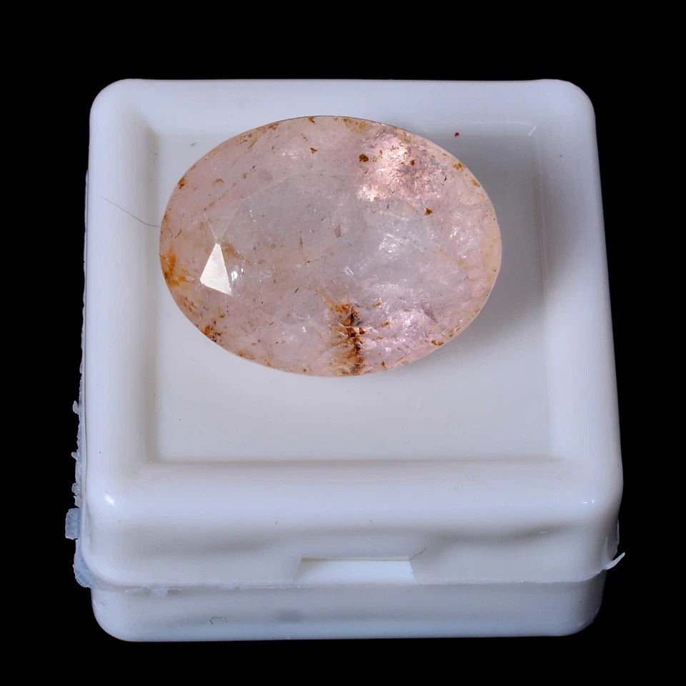 Morganite Loose Gemstone, Oval Faceted, Untreated — 19x14x10mm, 17.40 Ct, Brazil
