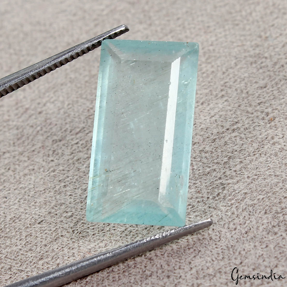 Aquamarine Loose Gemstone, Blue — 18x10x5mm, 7.90 Ct
