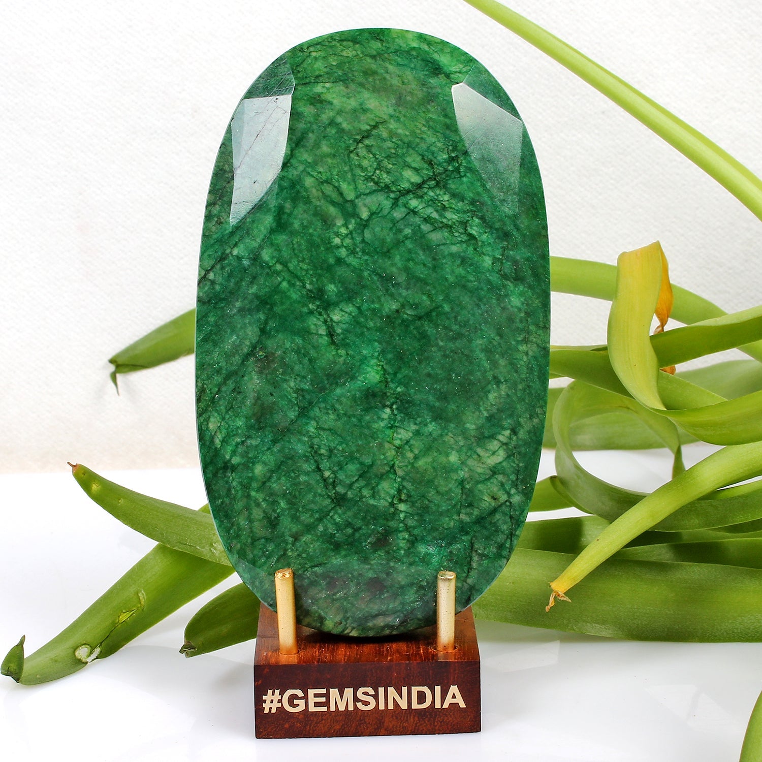 Finest Green 1360 Ct Natural Emerald From Brazil Earth mined Loose Huge Gemstone