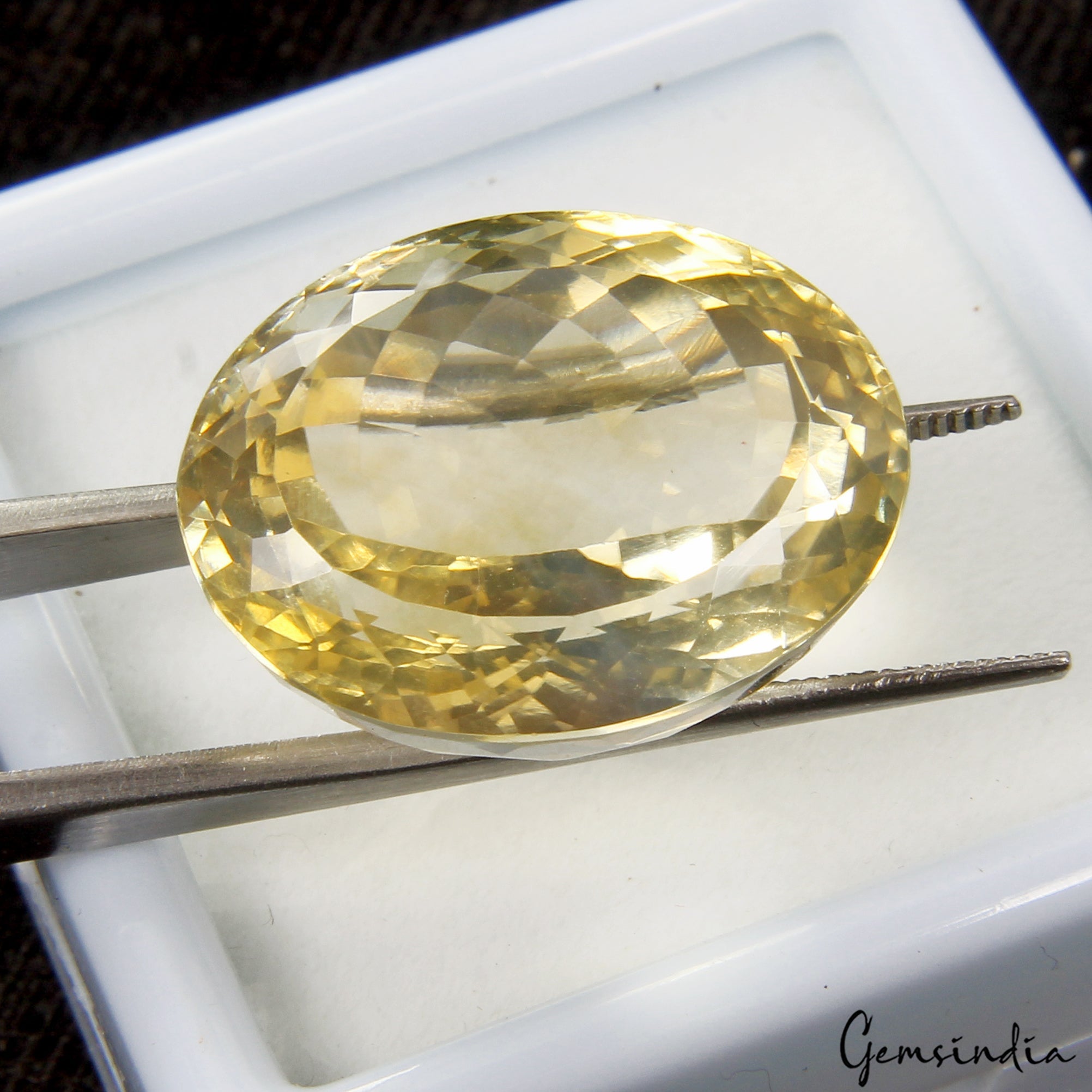 VVS 34.40 Ct Natural Lemon Quartz Citrine Pendant Size Loose Certified Gemstone