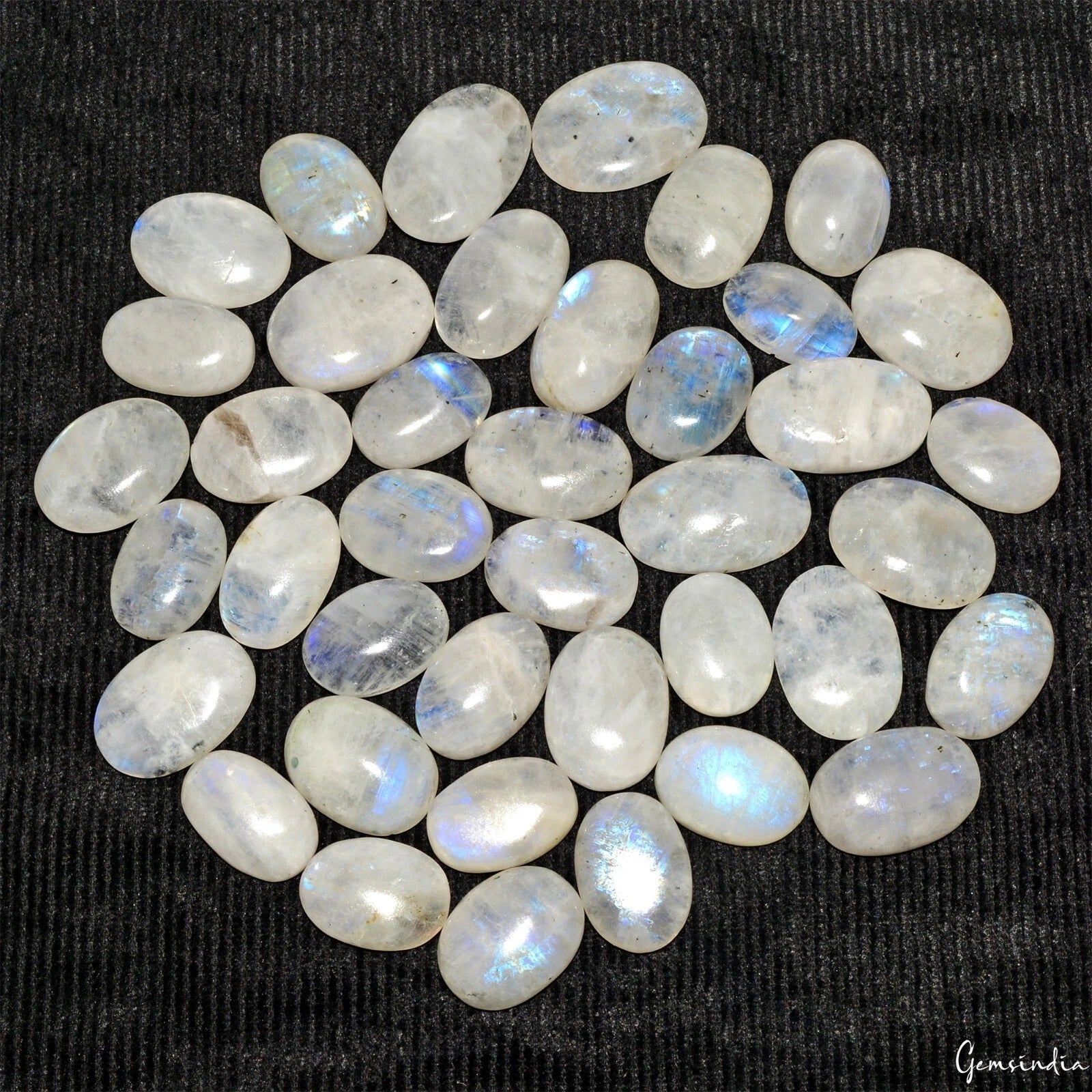 700 Cts/40 Pcs Natural Untreated White Moonstone Mixed Cab Loose Gems 19-25mm