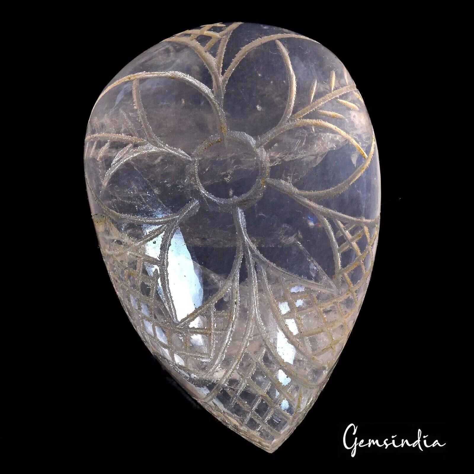 Rose Quartz Carving, Pink — 52x36x26mm, 395 Ct, Madagascar
