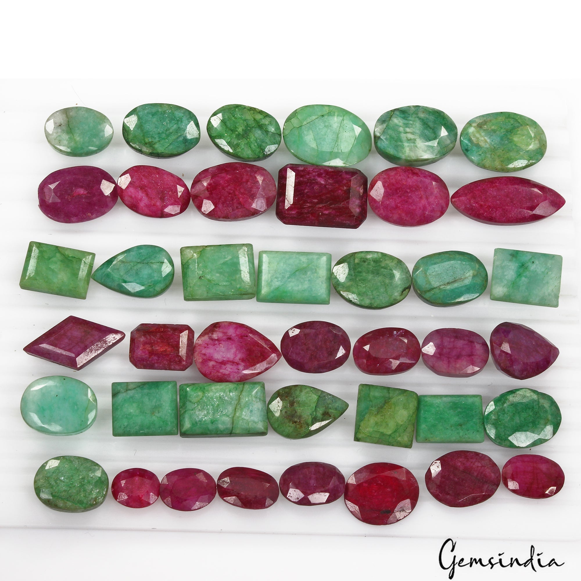 670 Cts/41 Pcs Natural Red Beryl Green Emerald Mixed Cut Loose Gems For Jewelry