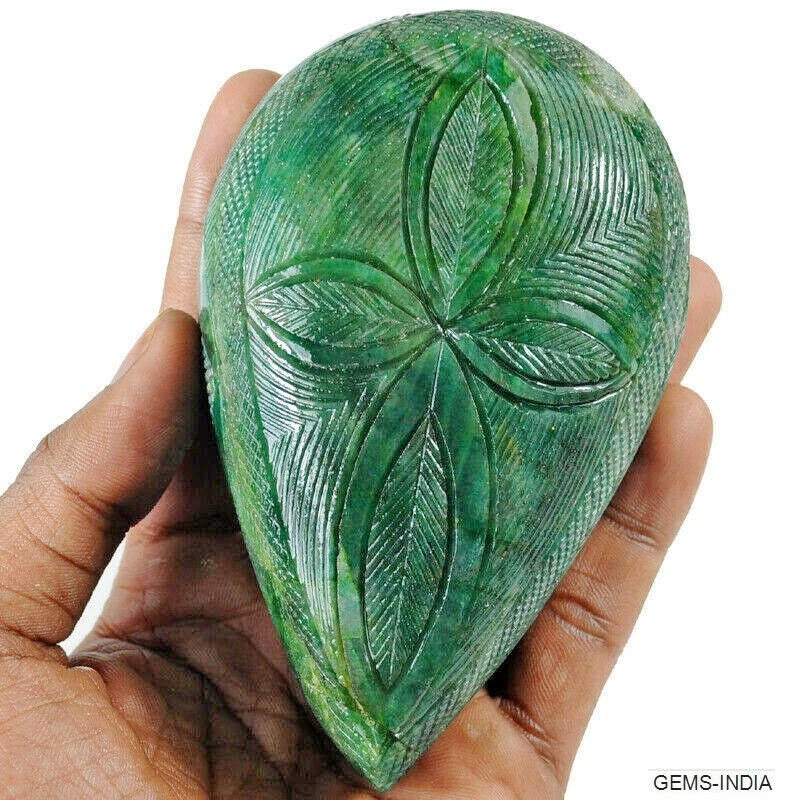 Emerald Carving, Color Enhanced, Green — 110 x 66 x 31mm, 2280 Ct, Brazil