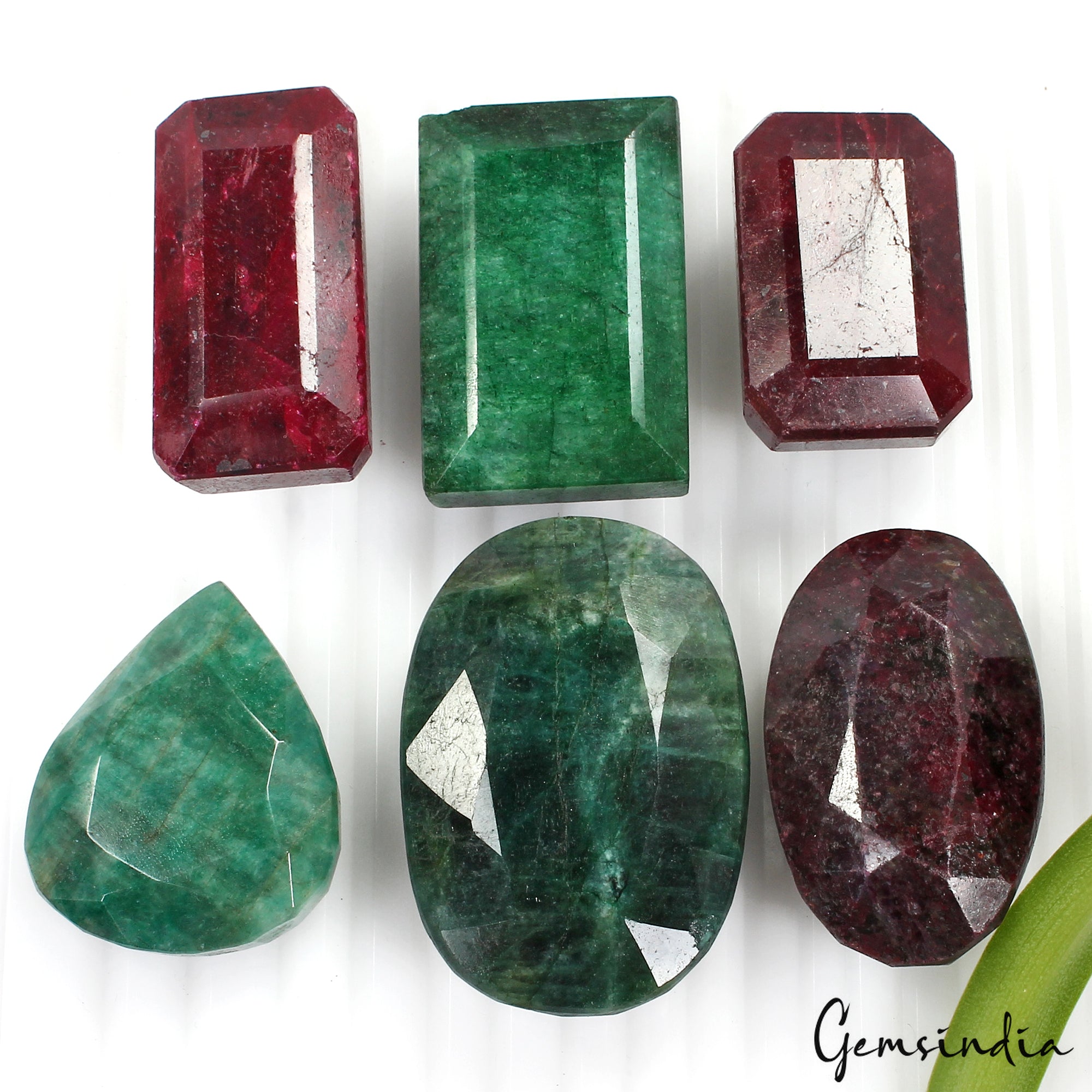 Natural Red Ruby & Green Emerald Mix Cut 38-55mm Pendant Size Loose Gems 1600 Ct