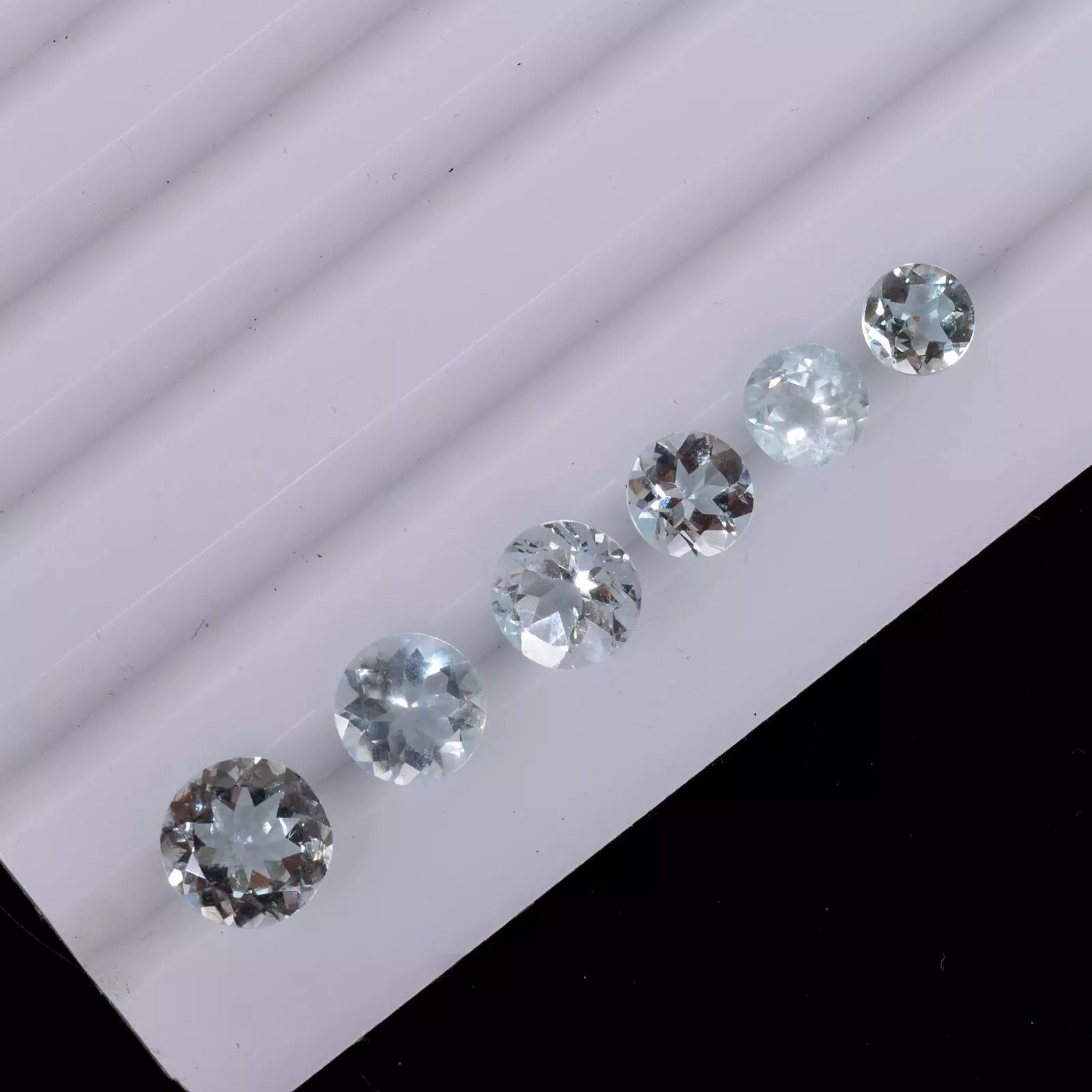 5.65 Cts/6 Pcs Natural Untreated Brazilian Blue Aquamarine Round Cut Loose Gems