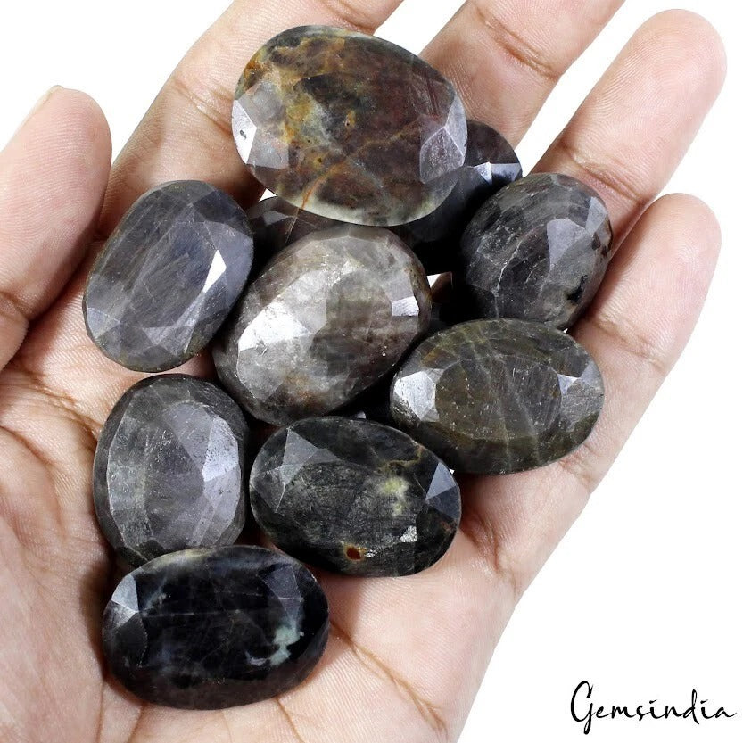 Sapphire Lot, Loose Gemstone, Untreated, Black — 11 Pieces, 26mm to 34mm, 1000 Ct