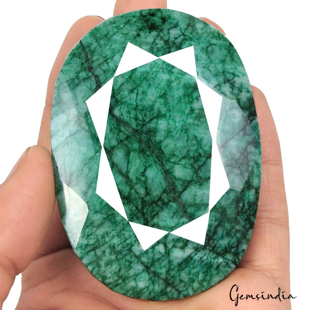 Emerald Loose Gemstone, Green — 81 x 59 x 26 mm, 1080 Ct, Brazil