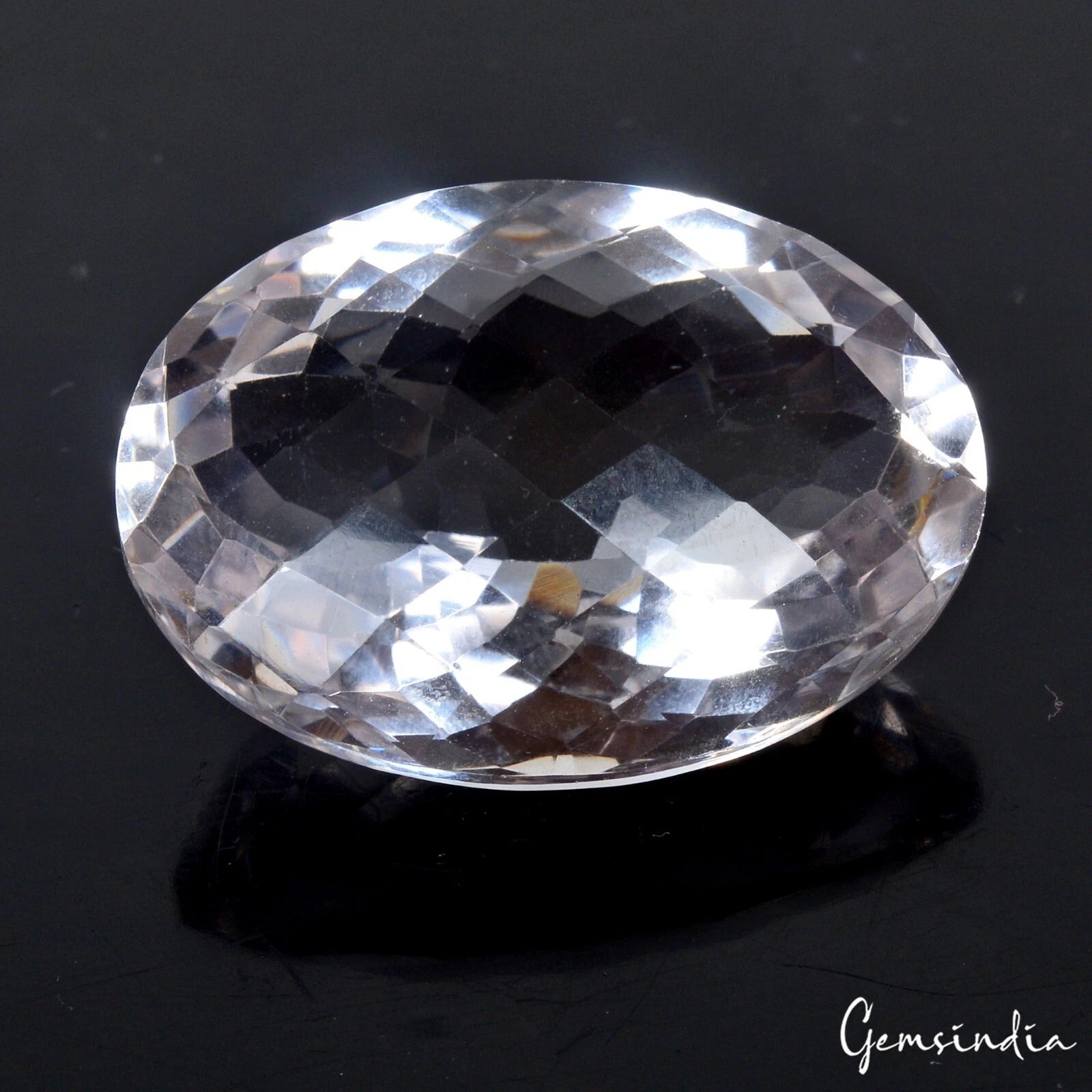 White Quartz Loose Gemstone — 28x21x13 mm, 47.10 Ct, Madagascar