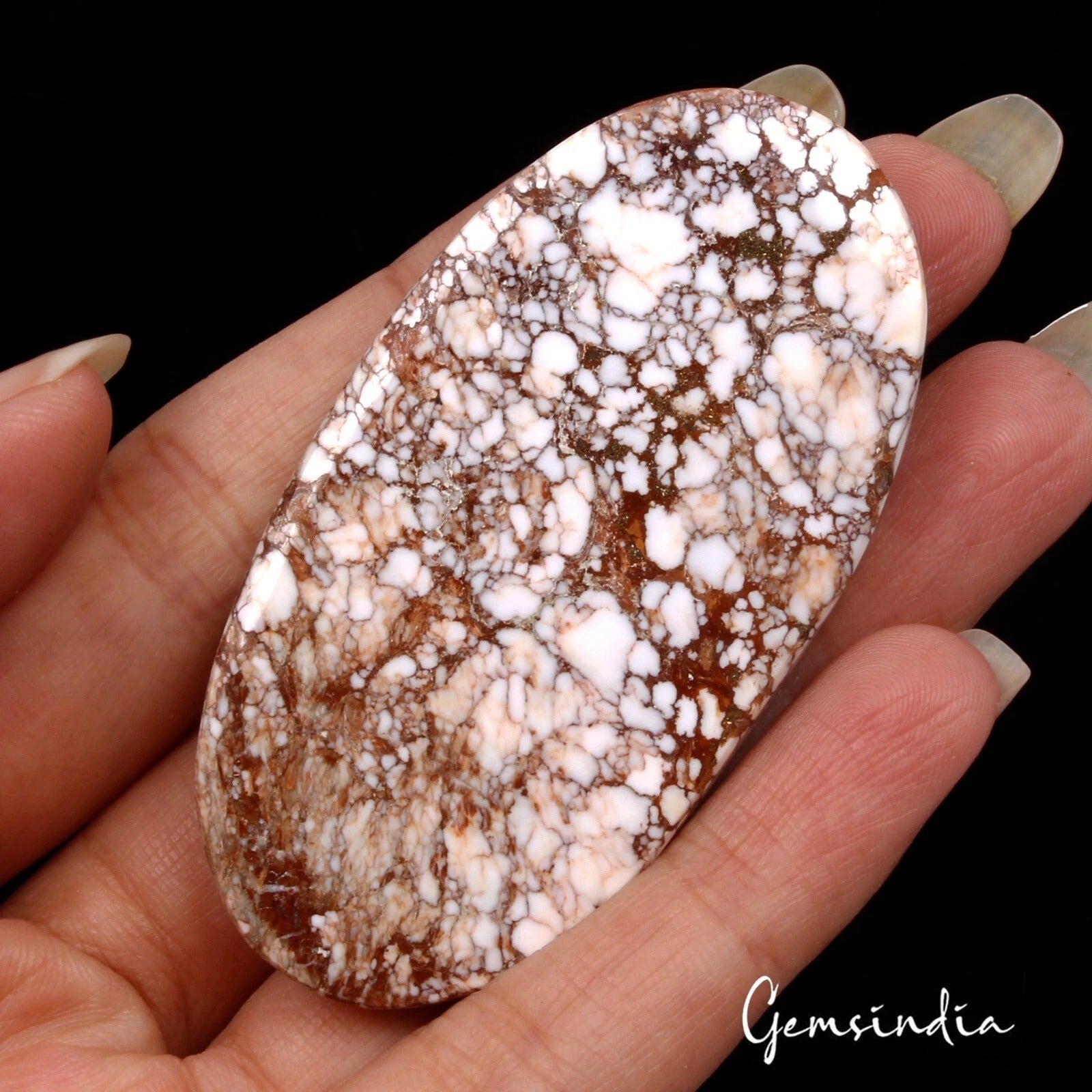 155.85 Cts Natural Untreated USA Nevada White Buffalo Turquoise Oval Loose Gem