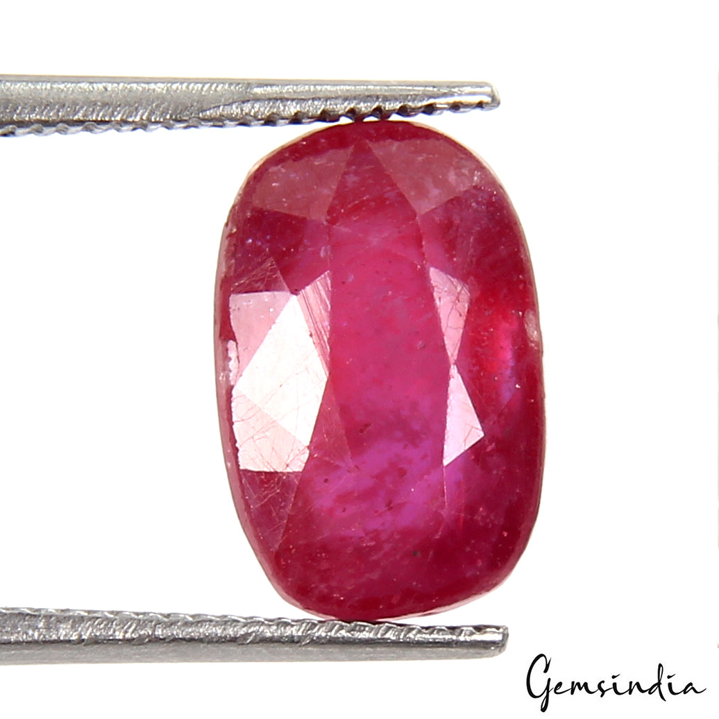 Ruby Loose Gemstone, Oval Cut, Heated — 11x7x6mm, 6.30 Ct