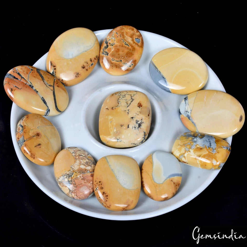 Jasper Lot, Cabochon, Oval & Cushion Cabochon, Untreated — 11 Pieces, 28mm to 40mm, 550 Ct