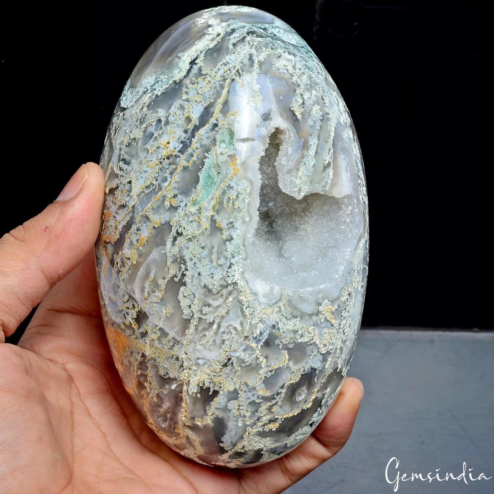 Moss Agate Sphere, Untreated — 5.5 x 3 Inch, 1.180 Kg (5900 Ct)