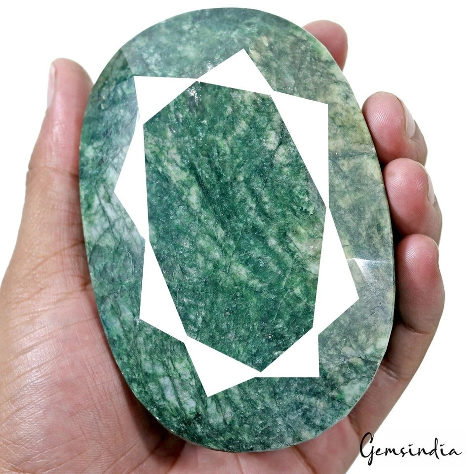 Emerald Loose Gemstone, Oval Cut, Color Enhanced — 104 x 71 x 39mm, 2600 Ct, Brazil