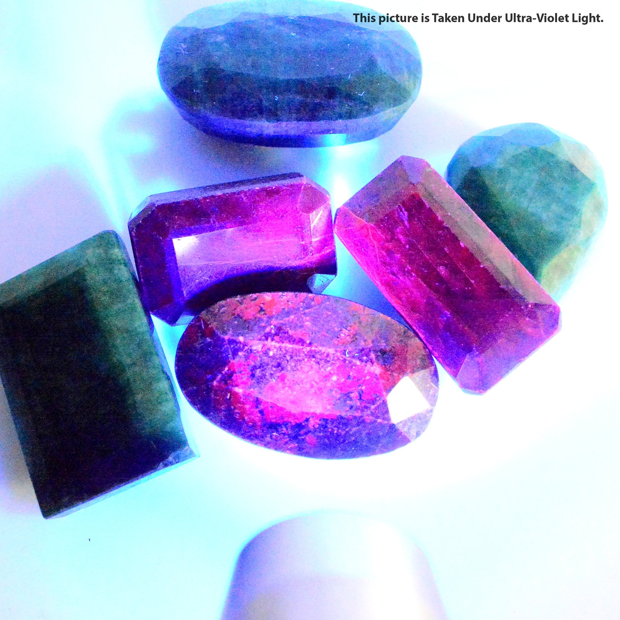 Natural Red Ruby & Green Emerald Mix Cut 38-55mm Pendant Size Loose Gems 1600 Ct