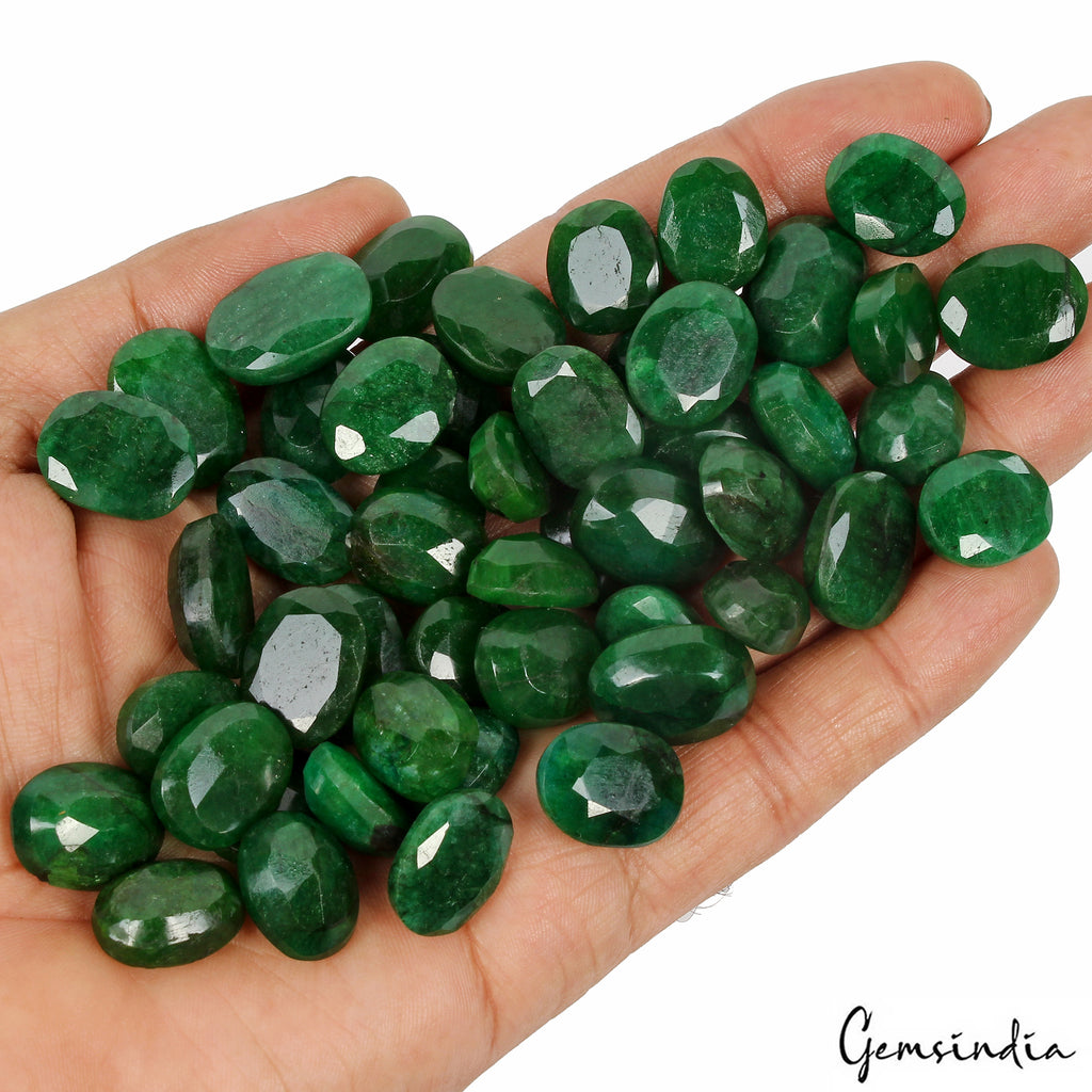 Emerald Lot, Loose Gemstone, Color Enhanced, Green — 50 Pieces, 14mm to 19mm, 620 Ct, Colombia