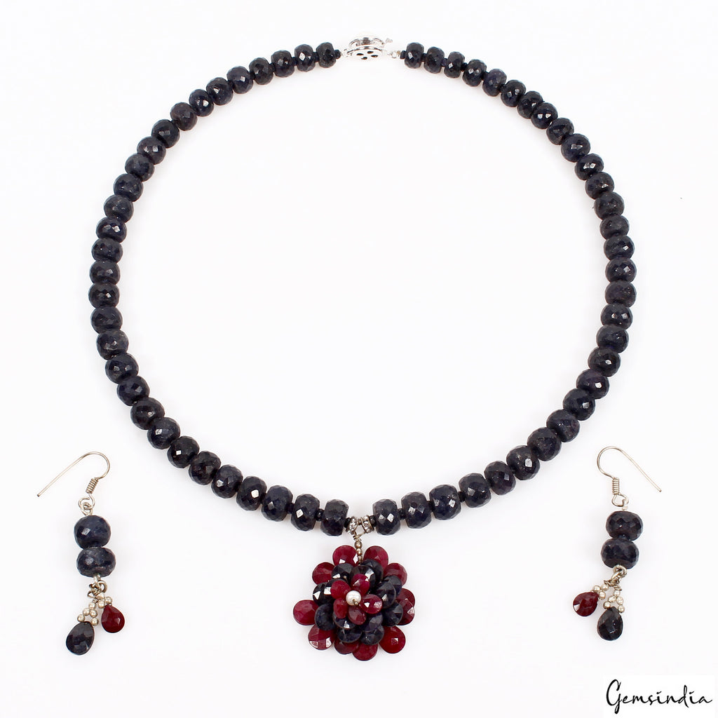 534 Cts Natural Sapphire Ruby Gemstone Floral Design Pendant Necklace w/Earrings