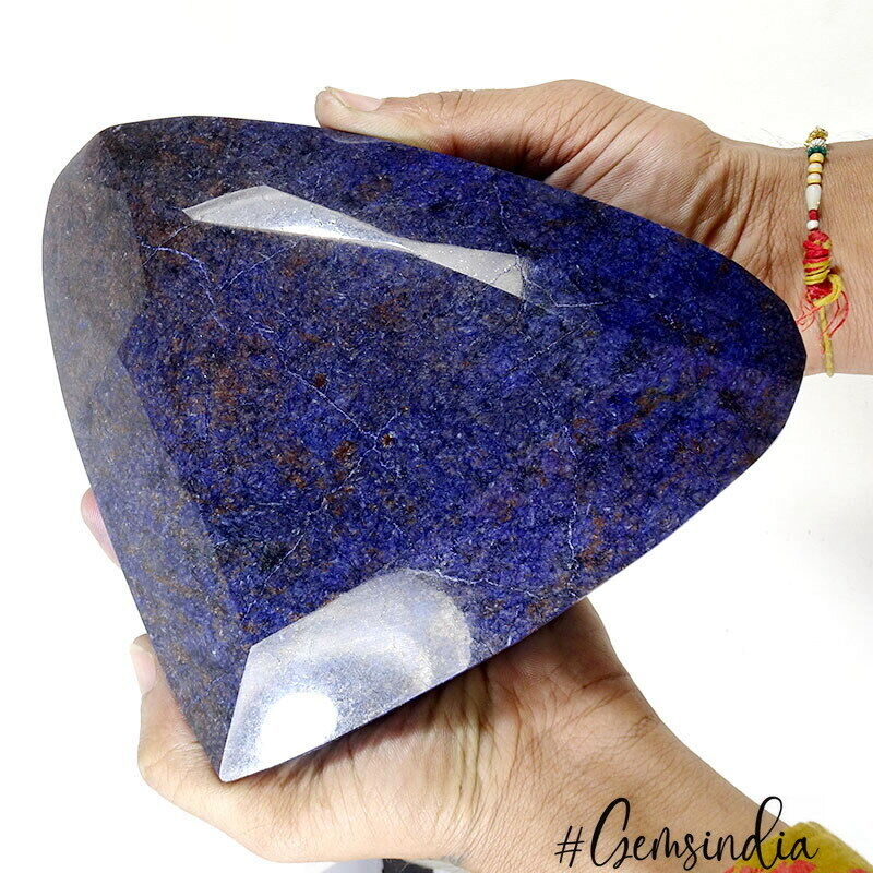Earth mined 3.64 Kilo Natural Blue Sapphire Museum Size Gem
