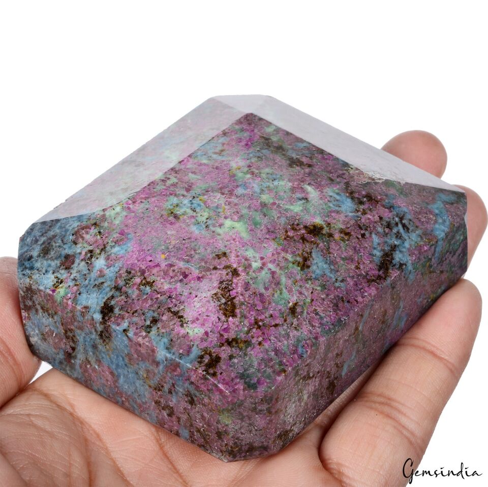 Ruby Kyanite Loose Gemstone, Untreated — 3.2x2.75x1.25 inch, 2400 Ct (0.48 Kg), Madagascar