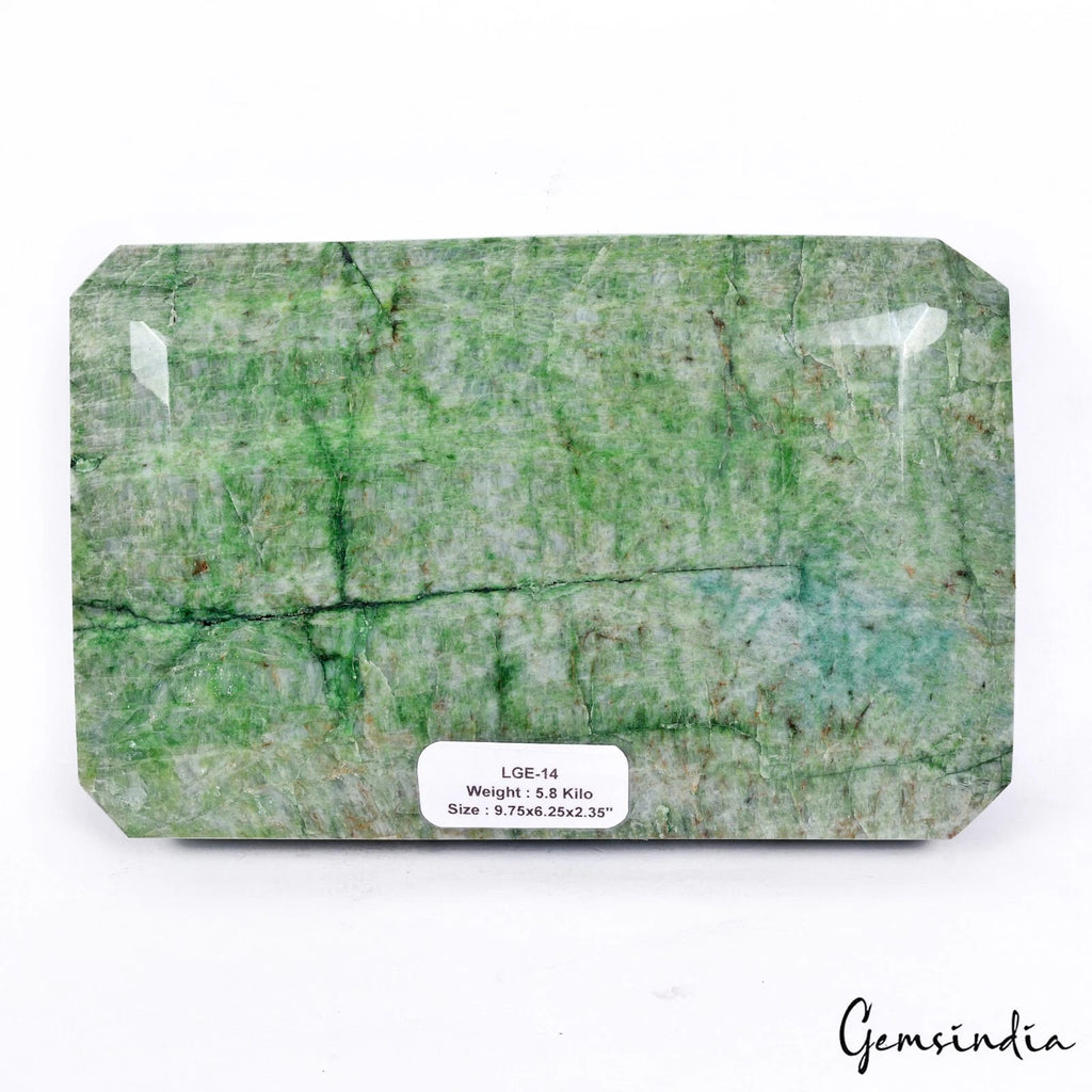 Emerald Loose Gemstone, Color Enhanced — 9.75 x 6.25 x 2.35 inches, 29000 Ct (5.8 Kg), Brazil