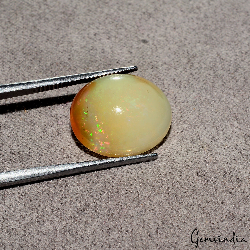 4.80 Cts Natural Ethiopian Opal 14x12x6mm Oval Flashy Untreated Loose Gemstone