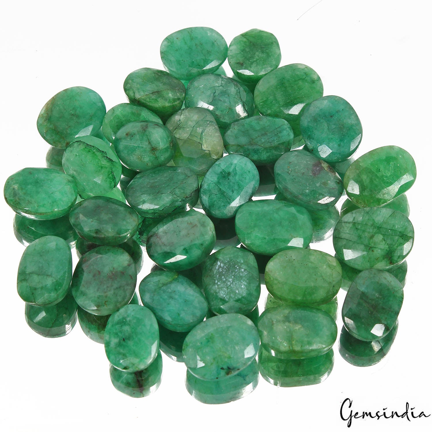 Emerald Lot, Loose Gemstone, Color Enhanced, Green — 30 Pieces, 16mm to 20mm, 500 Ct, Brazil