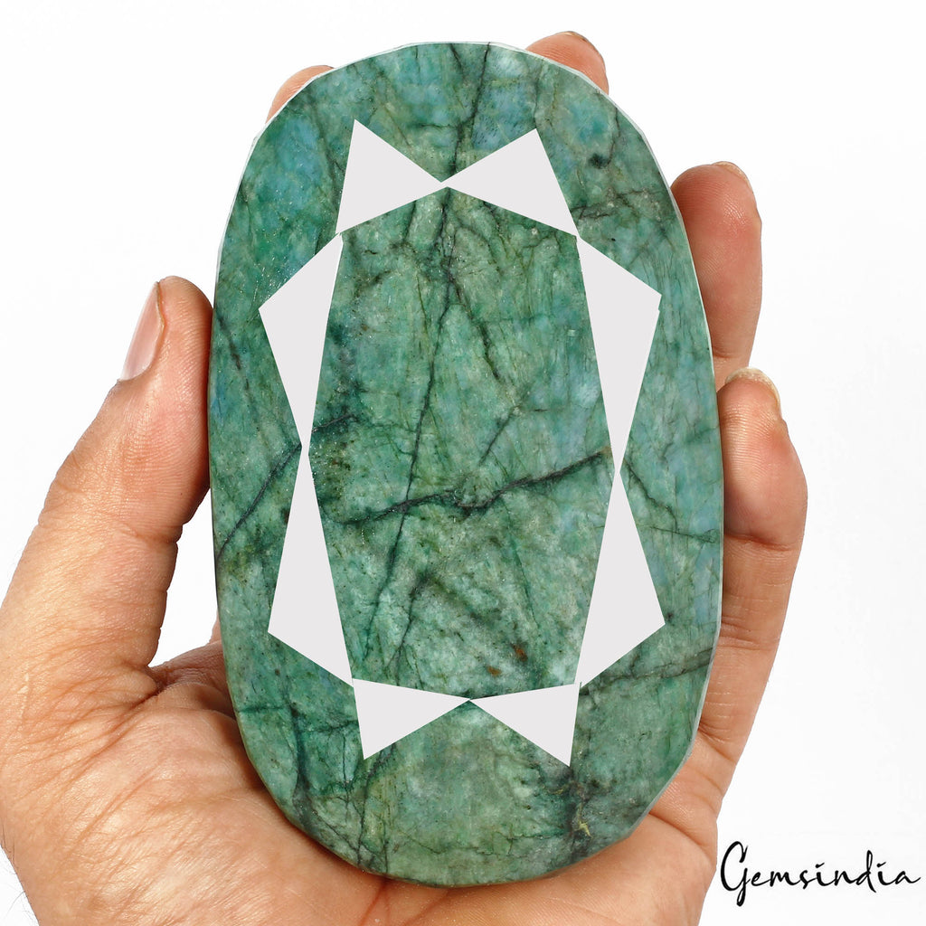 Museum Size 3900 Cts Natural Brazilian Green Emerald Oval Faceted Huge Loose Gem