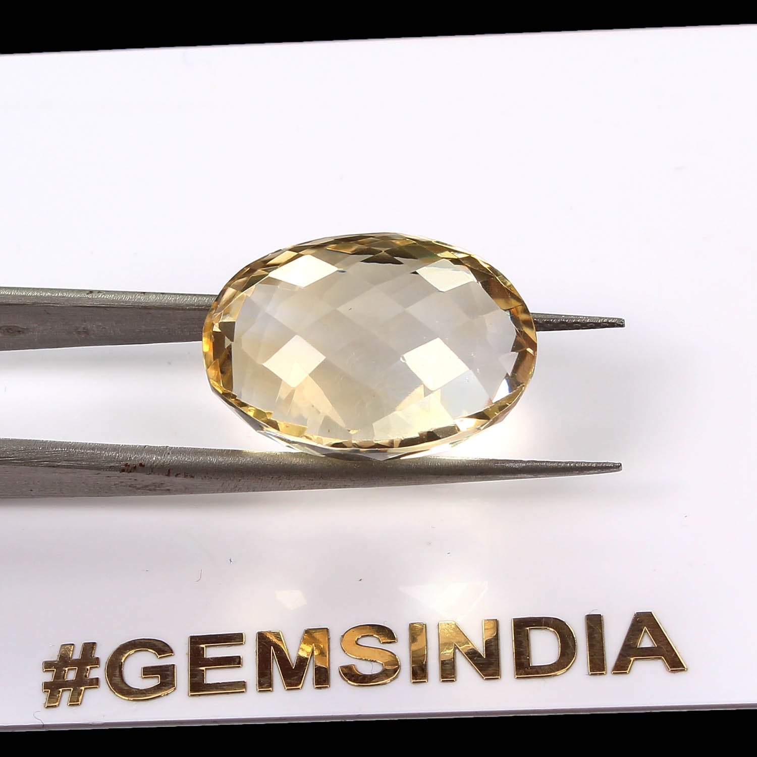 Citrine Loose Gemstone, Untreated, Yellow — 18 x 13 x 11 mm, 17.60 Ct, Brazil