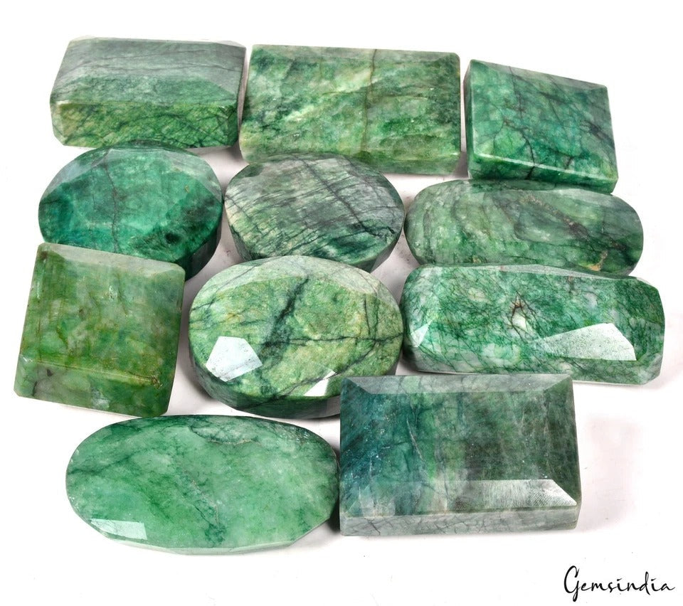 1.6 Kilo Natural Emerald Green Huge Museum Size Wholesale Loose Gemstones 11 Pcs