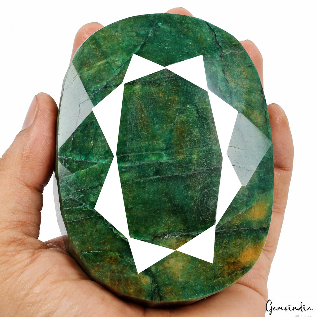 Fabulous Big Green Emerald Earth mined 4000 Ct Natural Huge Loose Brazilian Gem
