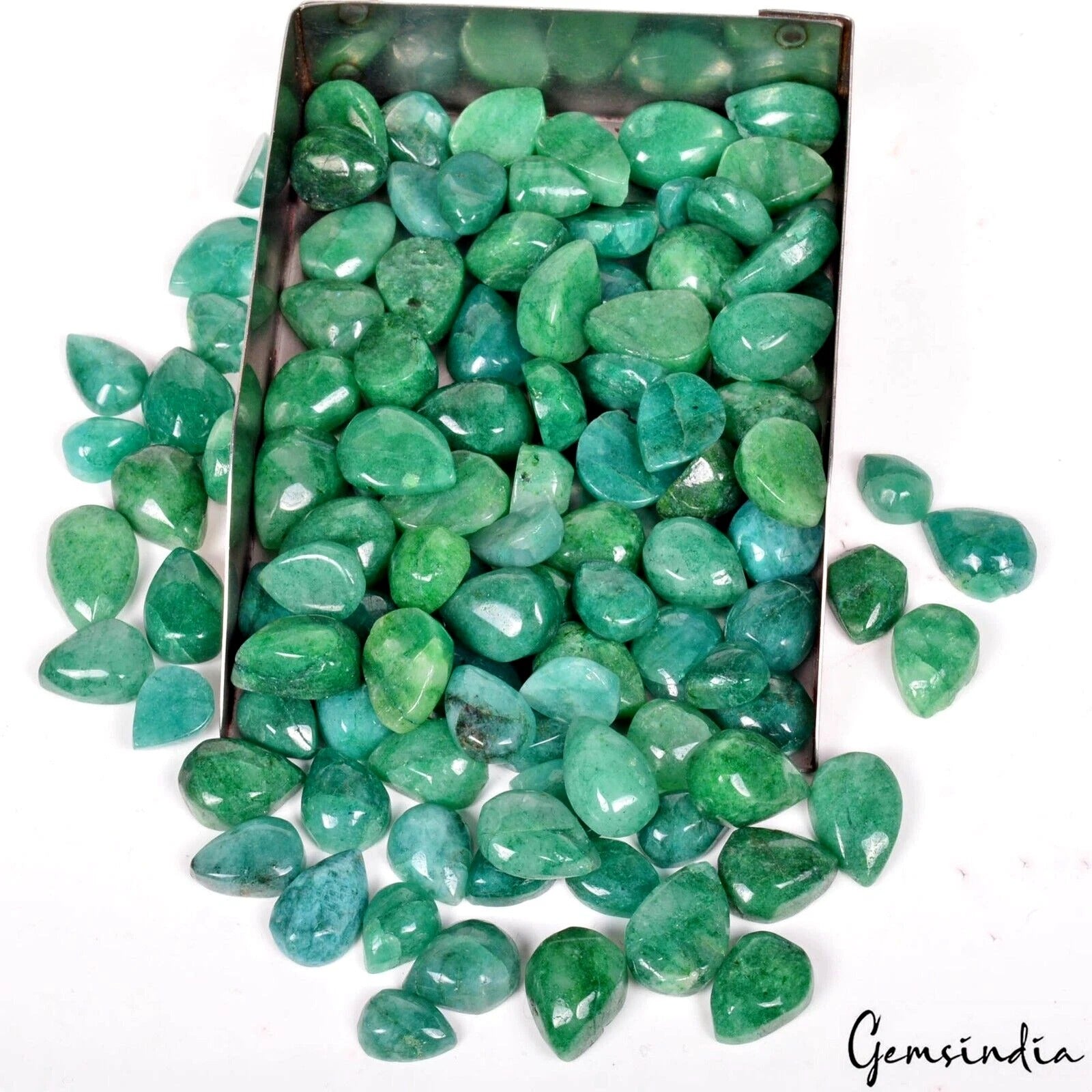 Emerald Lot, Cabochon, Color Enhanced, Green — 108 Pieces, 10mm to 16mm, 880 Ct, Colombia