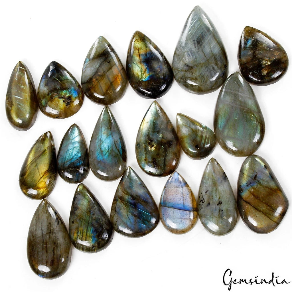 Labradorite Lot, Cabochon, Untreated — 18 Pieces, 20mm to 36mm, 450 Ct