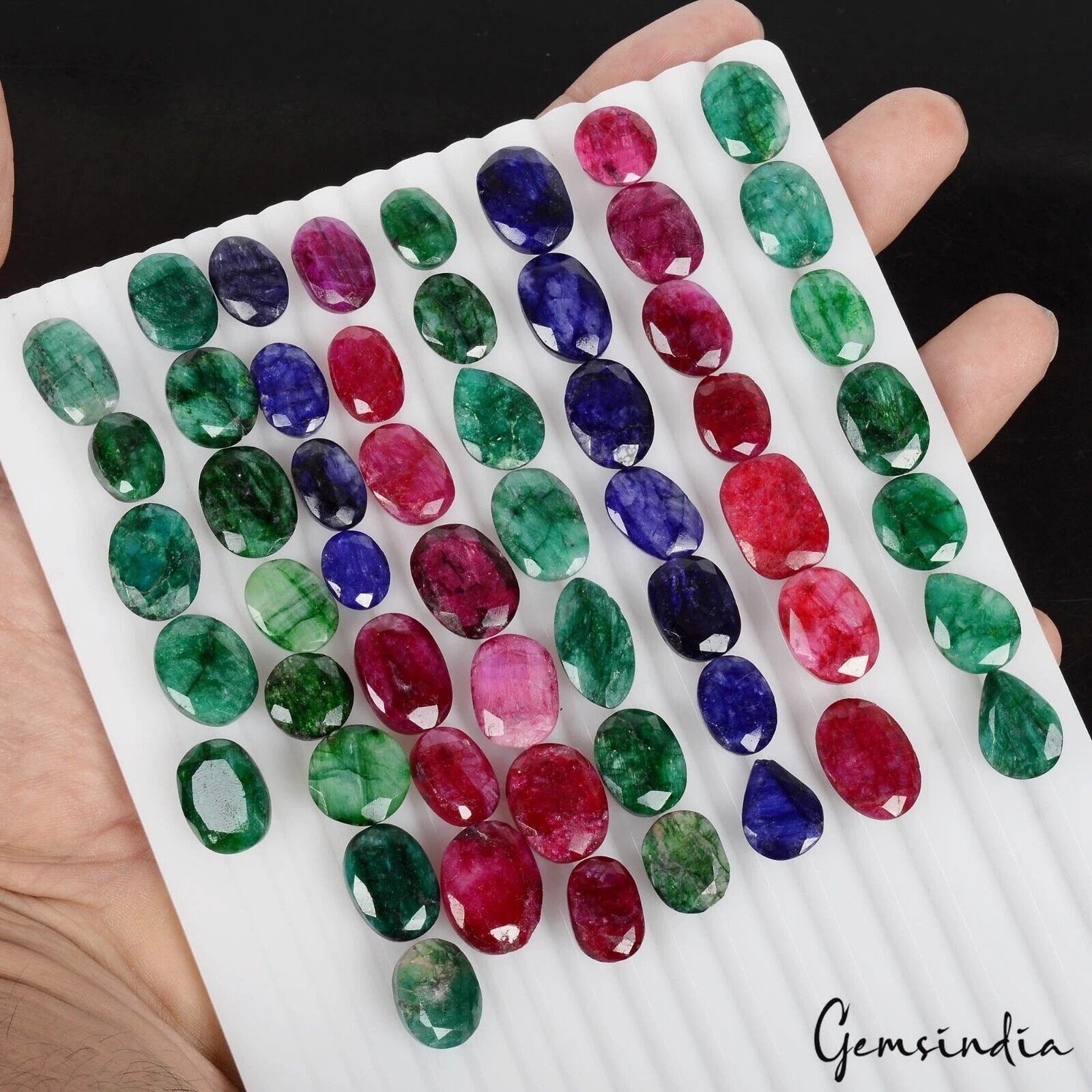 470 Ct/55Pcs Natural Red Blue Beryl Green Emerald Mix Cut Loose Gems For Jewelry