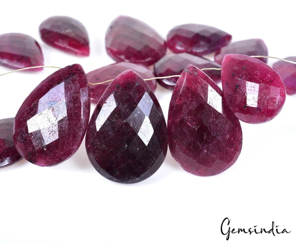 Ruby Beaded Strand, Red — 24mm, 680 Ct