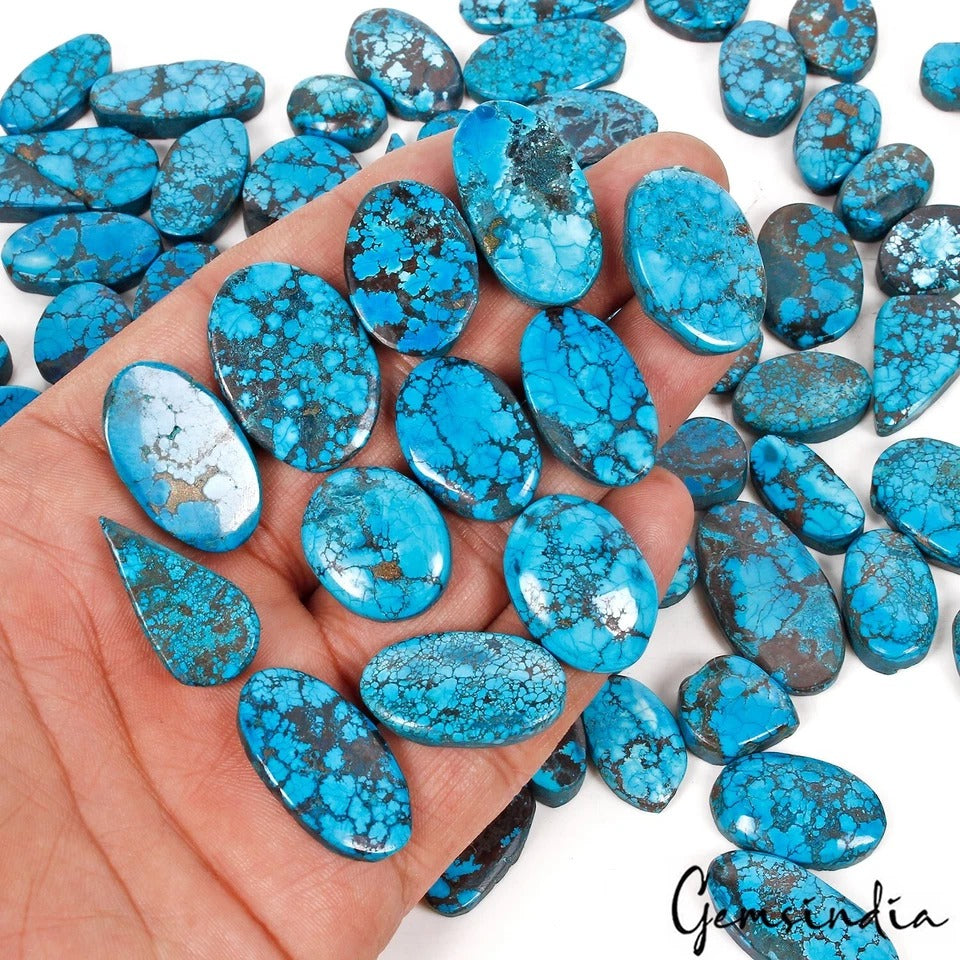 Turquoise Lot, Cabochon, Oval & Pear Cabochon, Blue — 87 Pieces, 15mm to 23mm, 1200 Ct