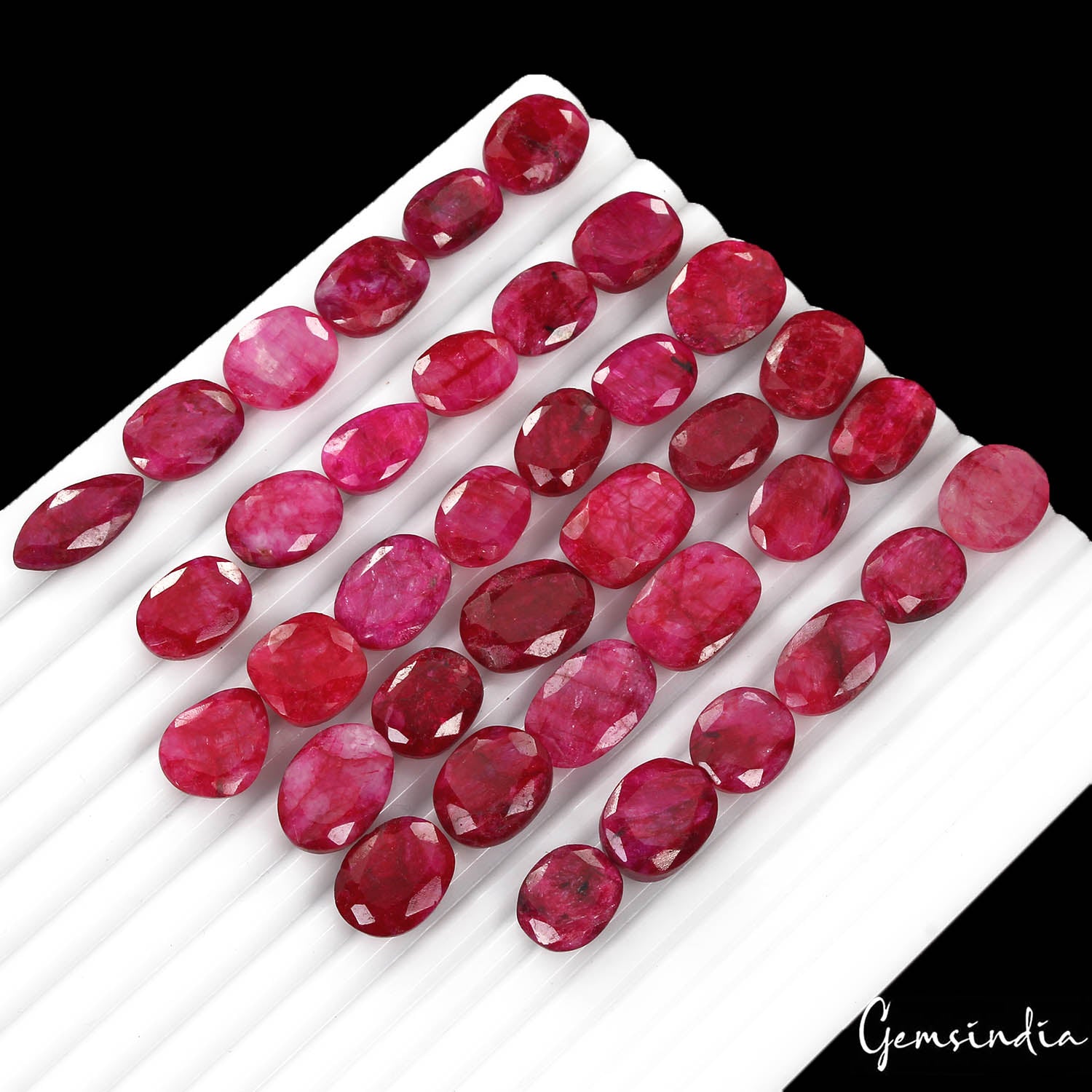 380 Cts/37 Pcs Natural USA Red Bixbite Beryl Mixed Cut Loose Gems For Jewelry