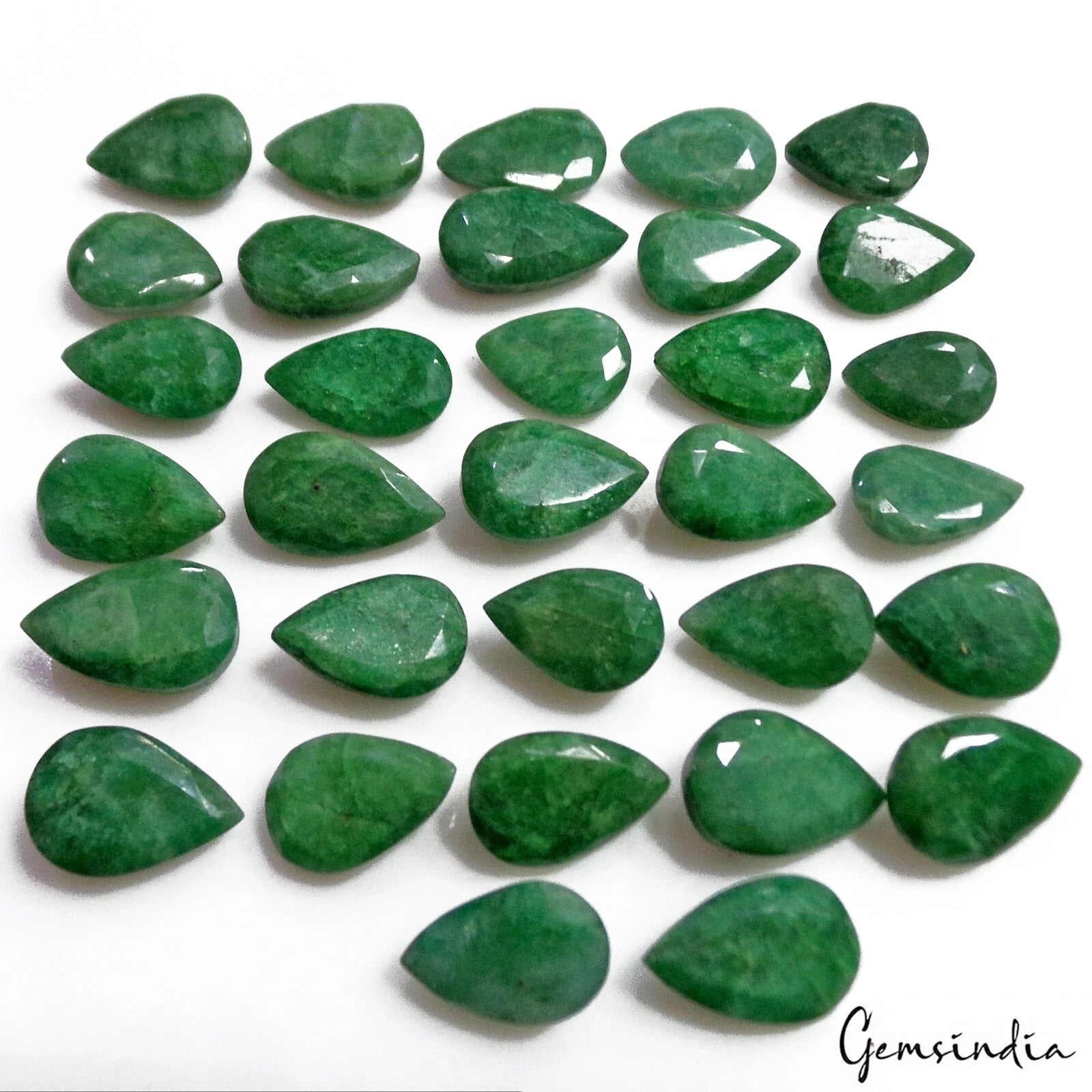 Certified 300 Ct/32Pcs Natural Brazilian Green Emerald Pear Cut Gems For Jewelry
