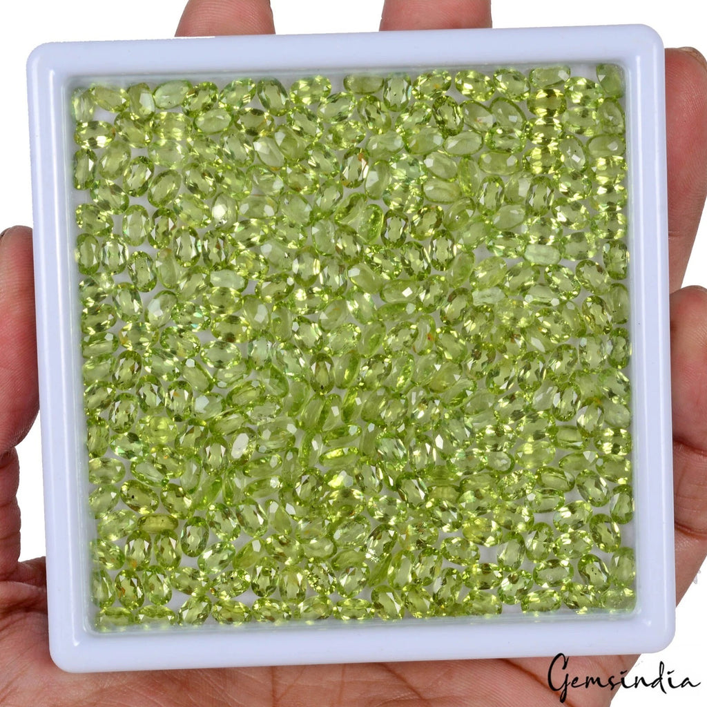Peridot Lot, Loose Gemstone, Oval Cut, Green — 316 Pieces, 6mm, 150.00 Ct