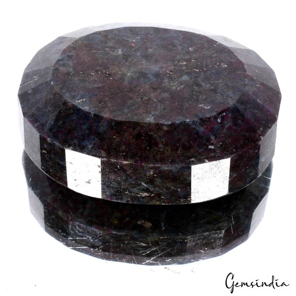 Ruby Kyanite Loose Gemstone, Untreated — 72x58x25mm, 1370 Ct, Madagascar