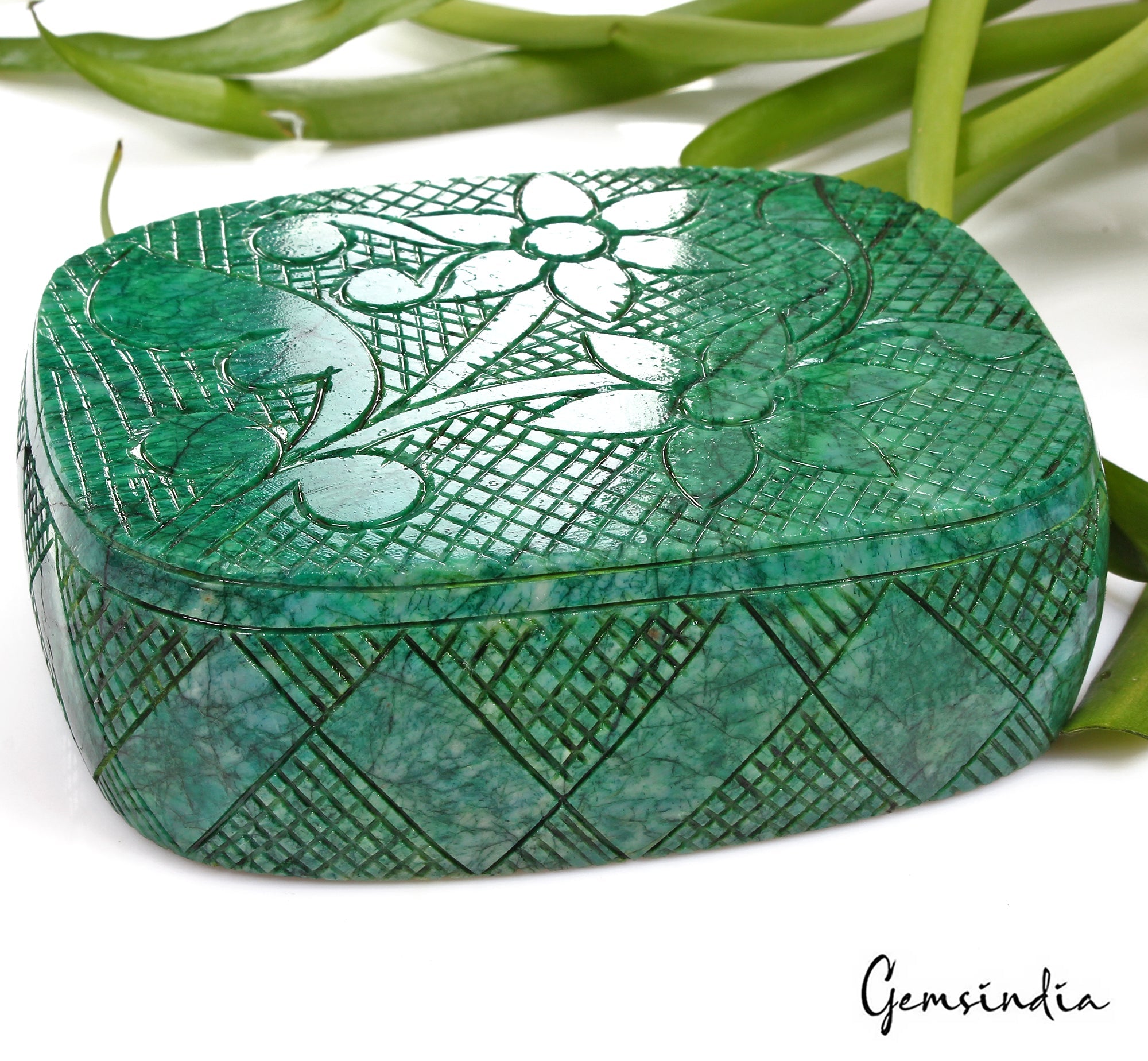 Certified 4860 Cts Natural Green Emerald Oval Carving Masterpiece Huge Size Gems