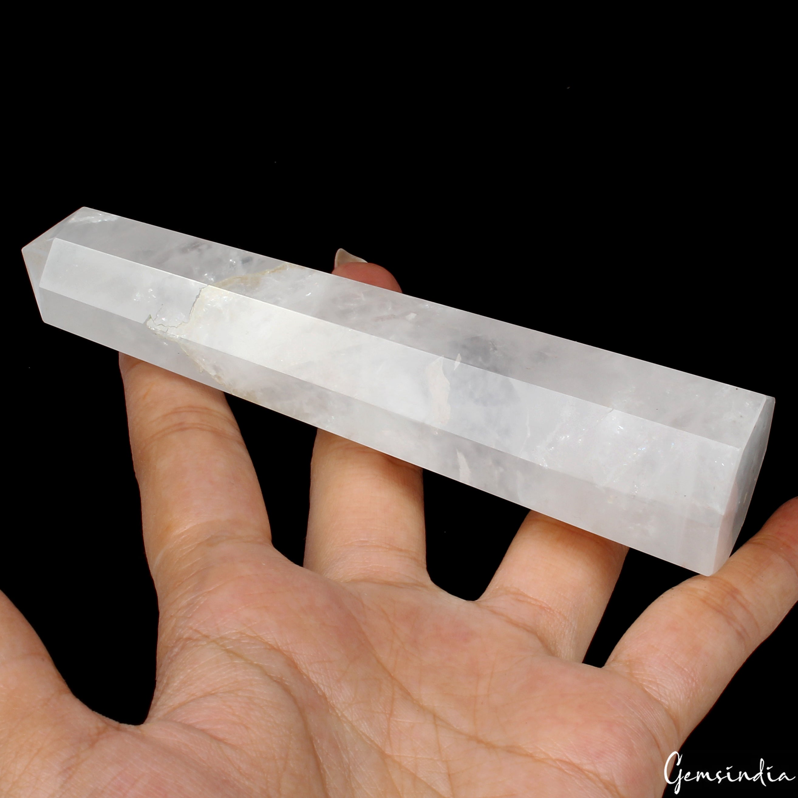 White Quartz Carving, Untreated — 5x1.25 Inches, 0.156 Kg (780 Ct)
