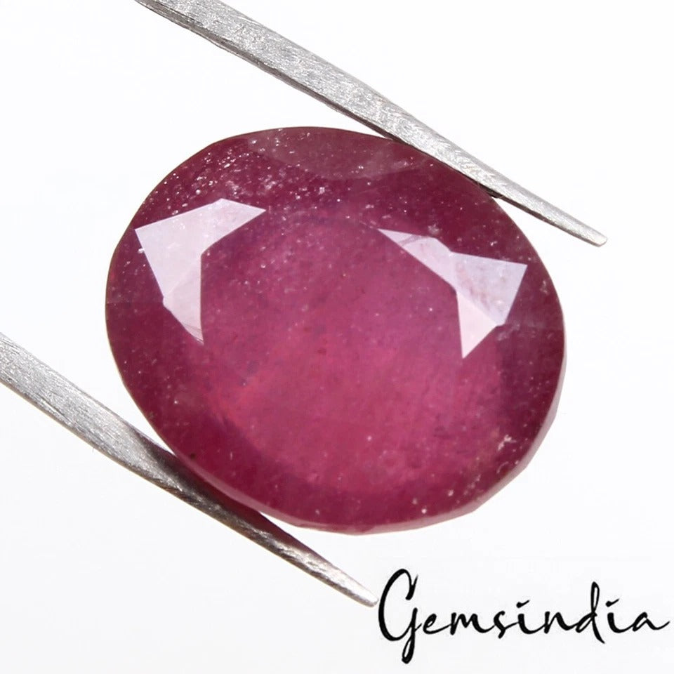 Ruby Loose Gemstone, Oval Cut, Heated — 15x13x7mm, 14.70 Ct, Mozambique