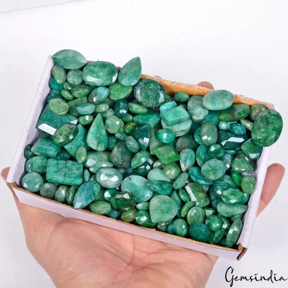 2100 Ct/220 Pcs Natural Brazilian Green Emerald Mix Cut Loose Gems Wholesale Lot