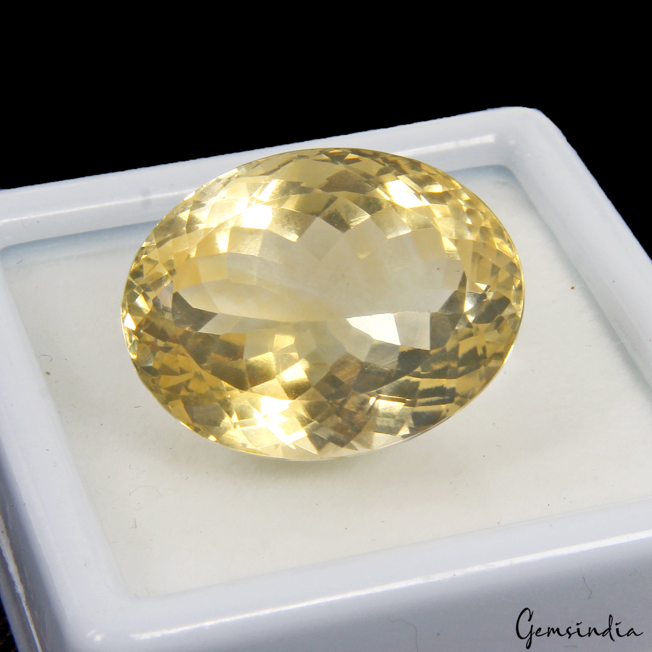 VVS 34.40 Ct Natural Lemon Quartz Citrine Pendant Size Loose Certified Gemstone