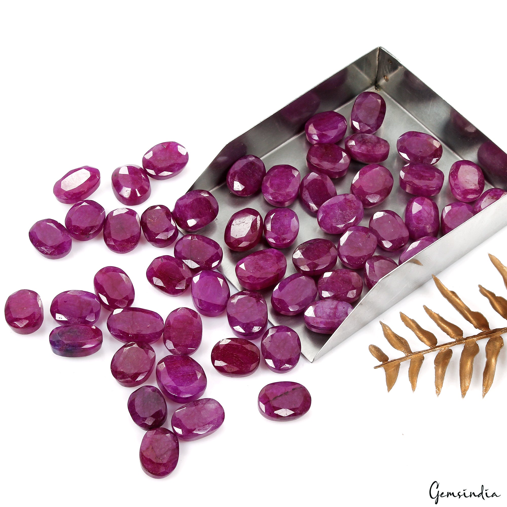 Red Beryl Lot, Loose Gemstone, Oval Faceted Cut Gemstone, Color Enhanced — 52 Pieces, 17mm to 20mm, 1000 Ct, Madagascar