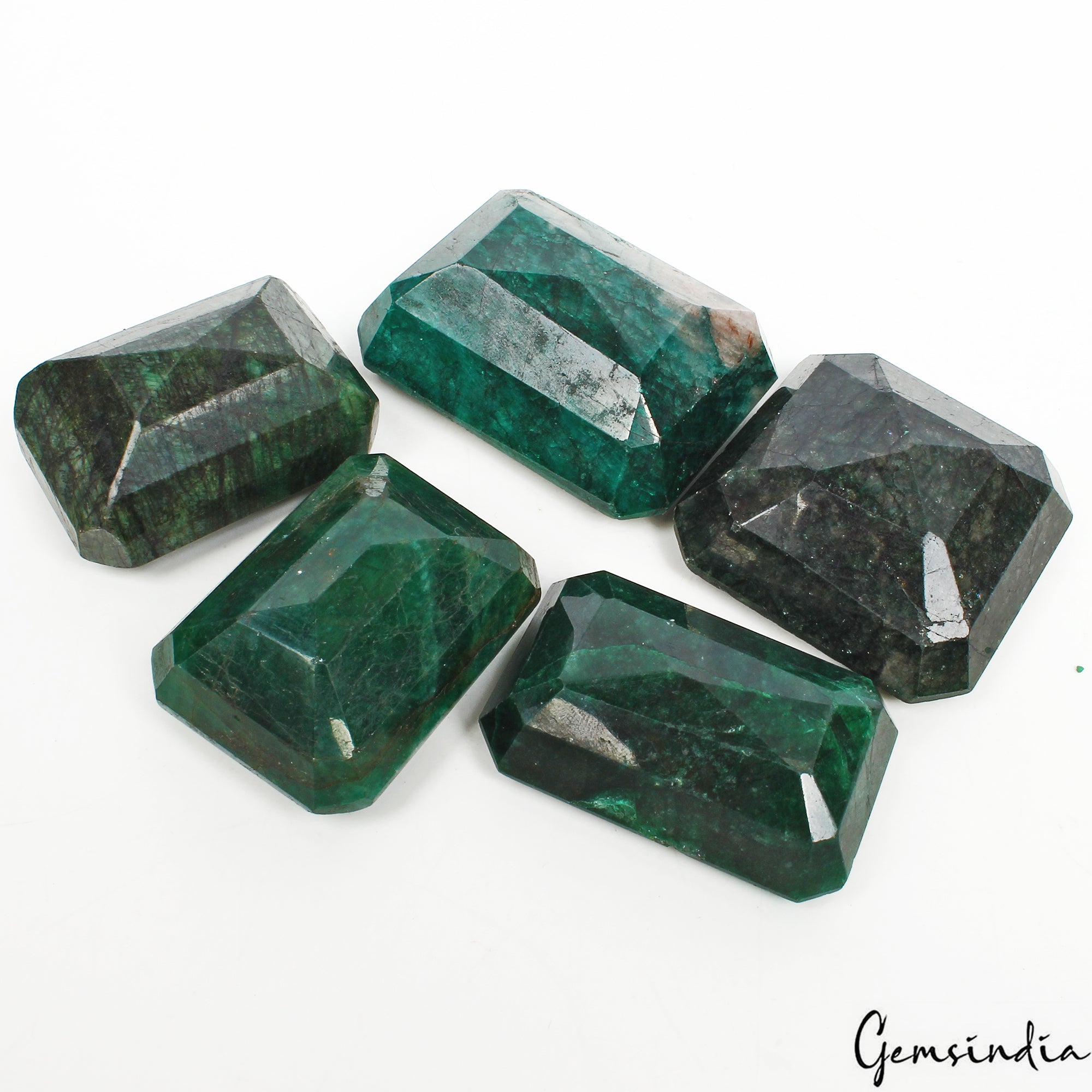 Emerald Lot, Loose Gemstone, Octagon Faceted cut, Color Enhanced — 5 Pieces, 42mm to 50mm, 1290 Ct, Brazil