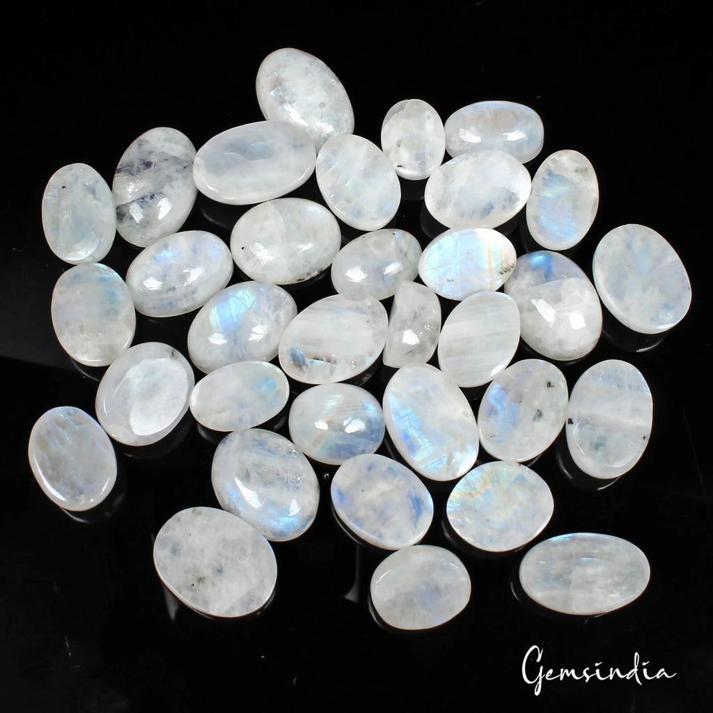 Moonstone Lot, Cabochon, Untreated, Blue — 33 Pieces, 12mm To 18mm, 300 Ct, Madagascar