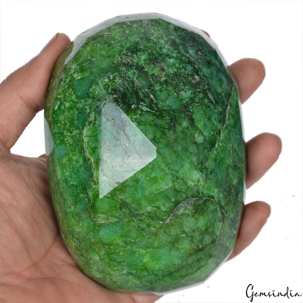 880 gram Natural Brazilian Green Emerald Huge Size 5x3.5in Oval Cut Gemstone
