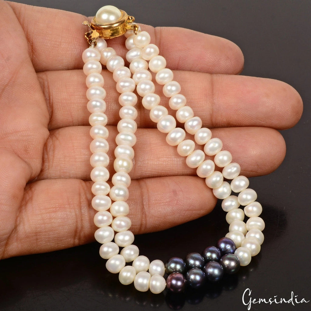 Pearl Loose Gemstone — 8", 92.50 Ct, India